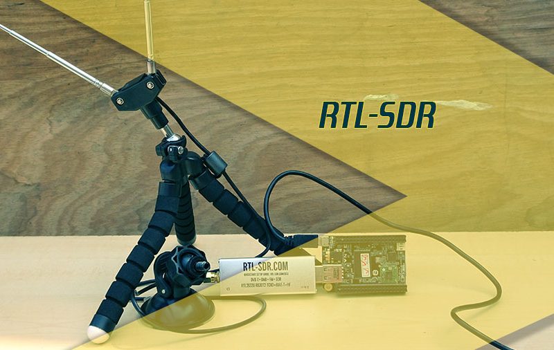 Bộ thu vô tuyến RTL-SDR và ăn-ten lưỡng cực Bộ thu vô tuyến RTL-SDR và ăn-ten lưỡng cực